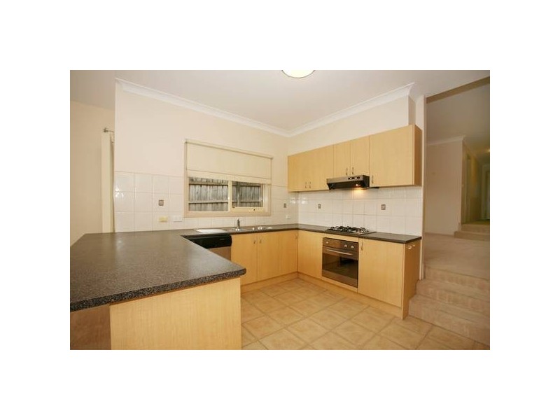 29 Wilona Way, Berwick VIC 3806