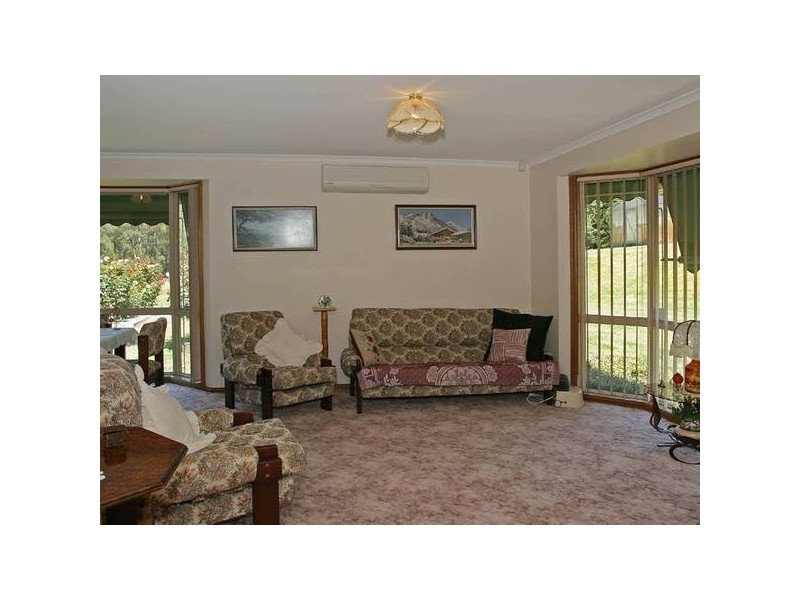 30 Appletree Lane, Pakenham Upper VIC 3810