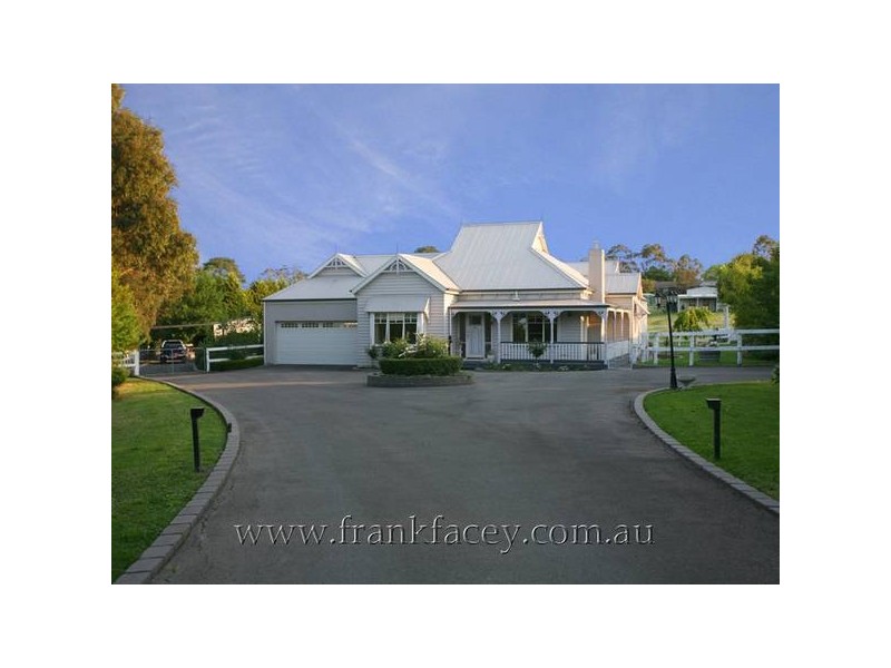 60a Buchanan Road, Berwick VIC 3806