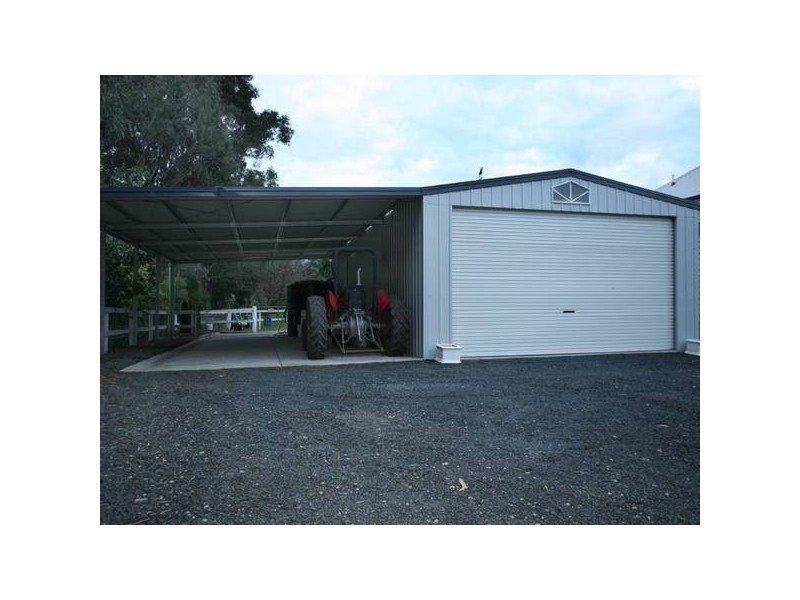 60a Buchanan Road, Berwick VIC 3806