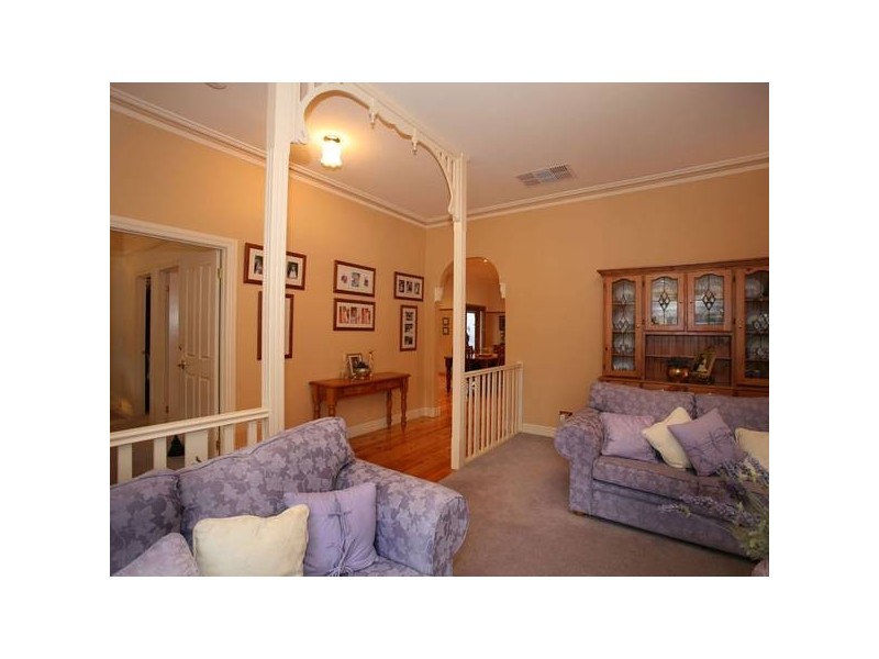 60a Buchanan Road, Berwick VIC 3806