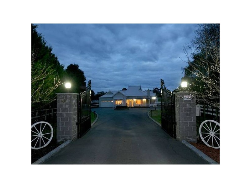 60a Buchanan Road, Berwick VIC 3806