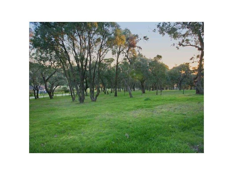 22 Sugarloaf Road, Beaconsfield Upper VIC 3808