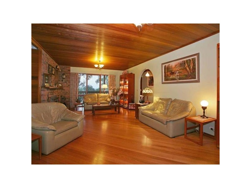 22 Sugarloaf Road, Beaconsfield Upper VIC 3808