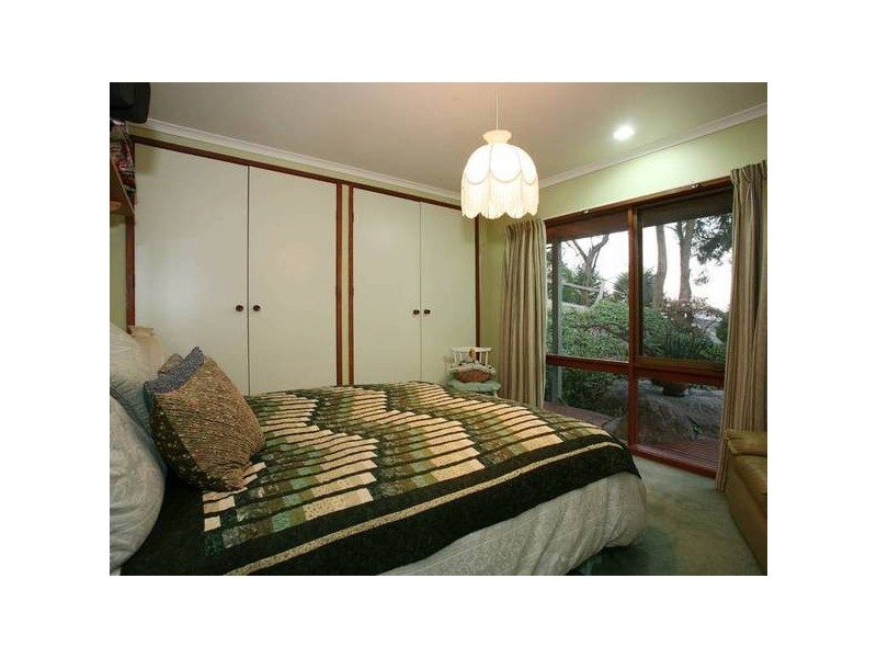 22 Sugarloaf Road, Beaconsfield Upper VIC 3808