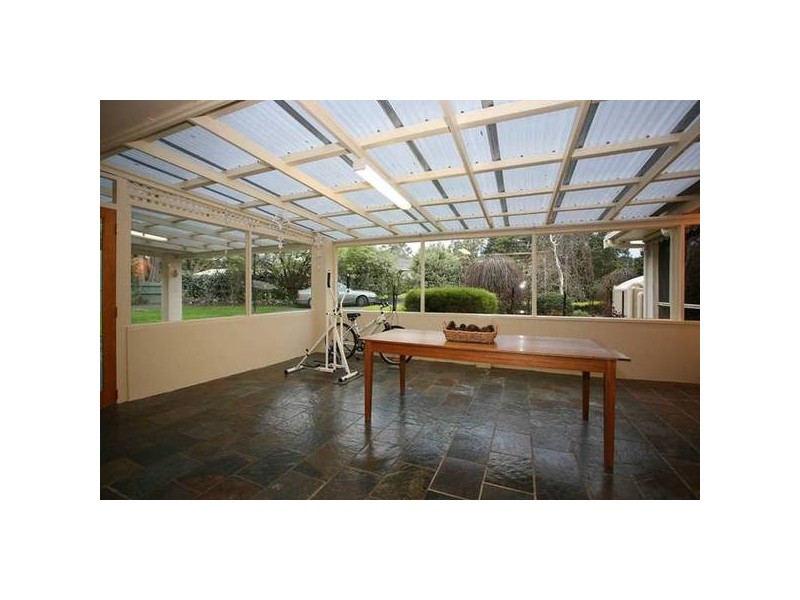 5 Fox Road, Narre Warren North VIC 3804