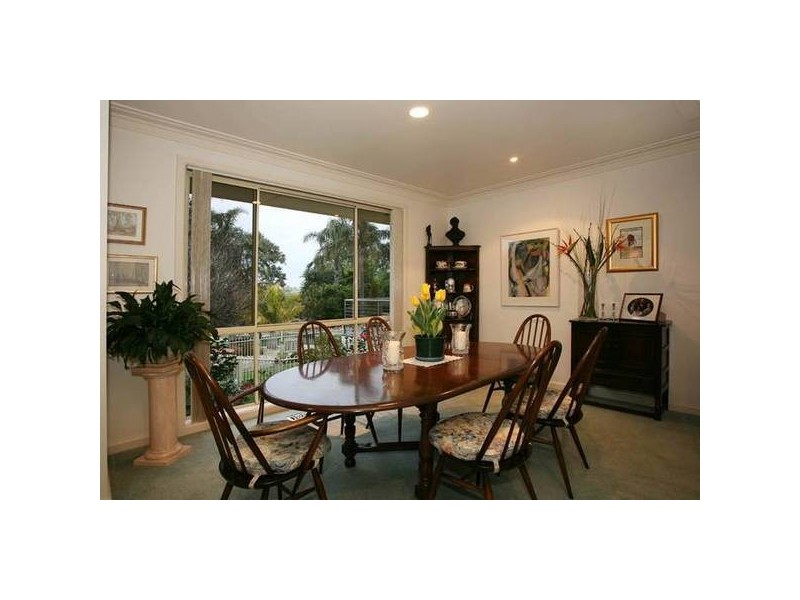 5 Fox Road, Narre Warren North VIC 3804