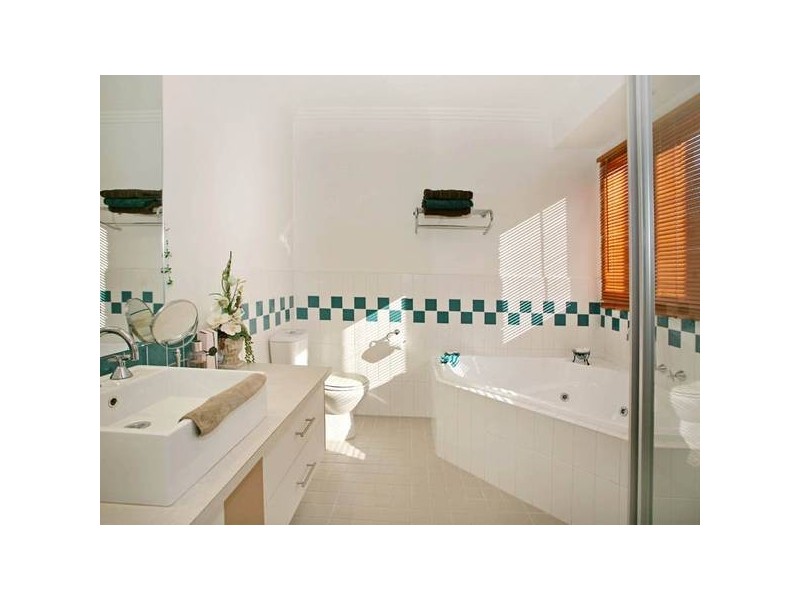 127 Moondarra Drive, Berwick VIC 3806