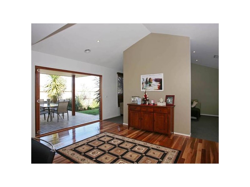 127 Moondarra Drive, Berwick VIC 3806