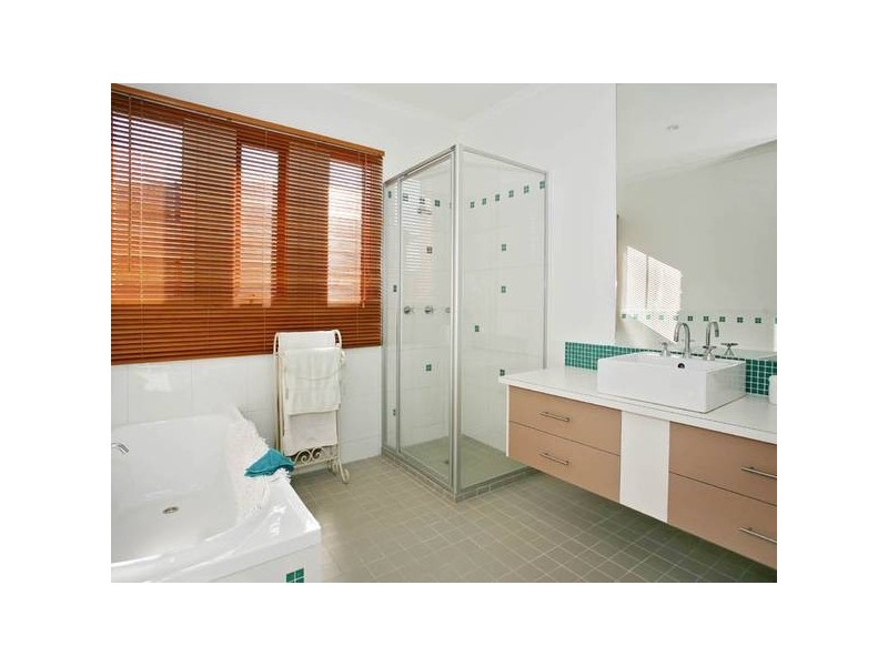 127 Moondarra Drive, Berwick VIC 3806