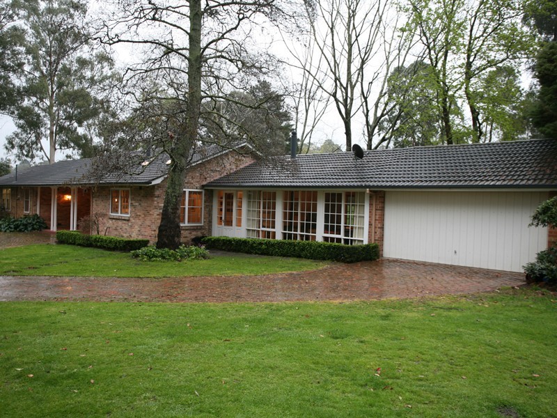 6 Boundary Road, Narre Warren East VIC 3804