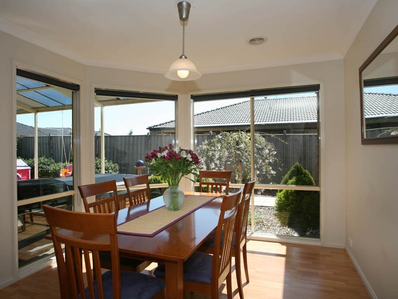 25 Marsh Grove, Berwick VIC 3806
