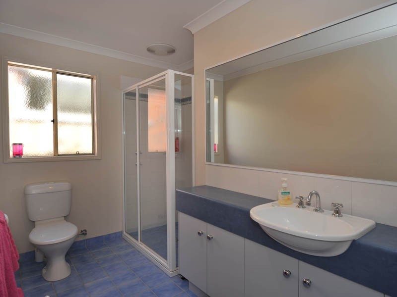 25 Marsh Grove, Berwick VIC 3806