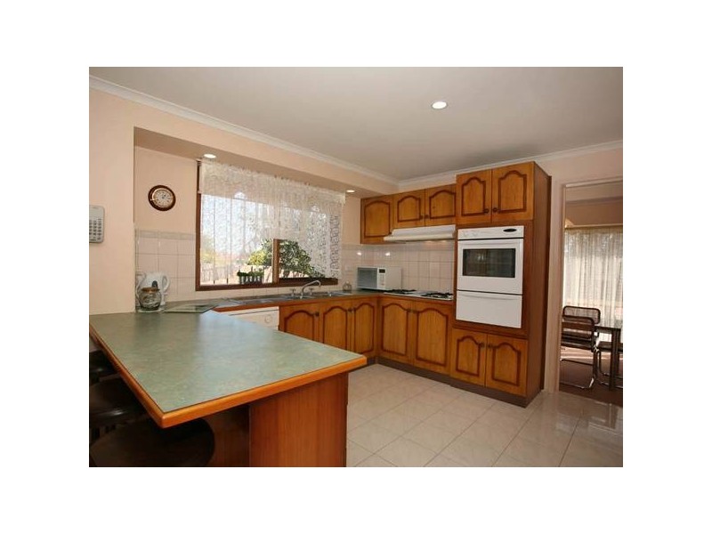 1 Bruce Court, Berwick VIC 3806