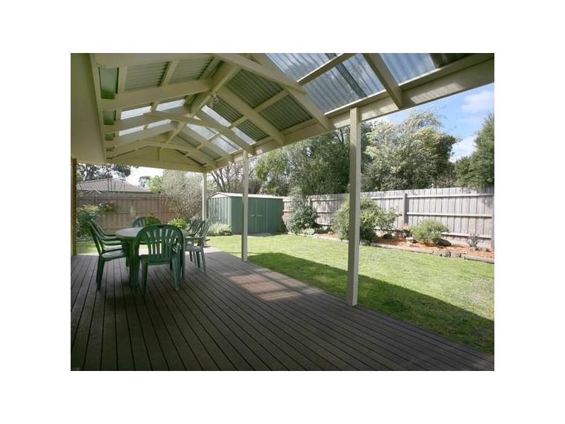 1 Bruce Court, Berwick VIC 3806