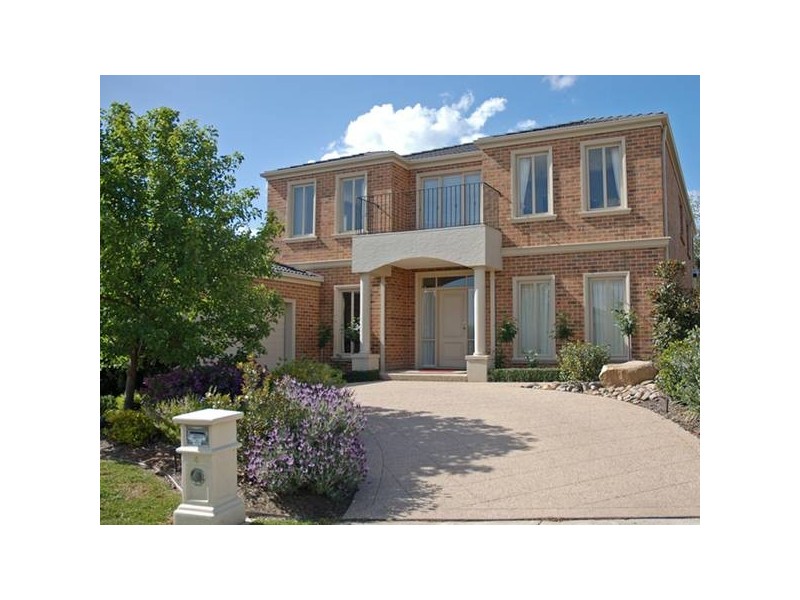 4 Mandurah Chase, Berwick VIC 3806