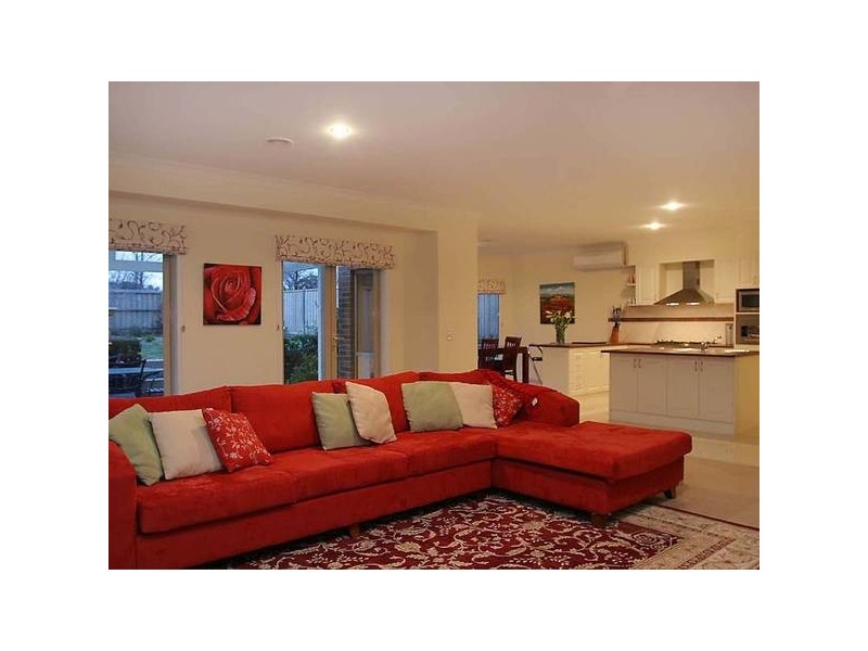 4 Mandurah Chase, Berwick VIC 3806