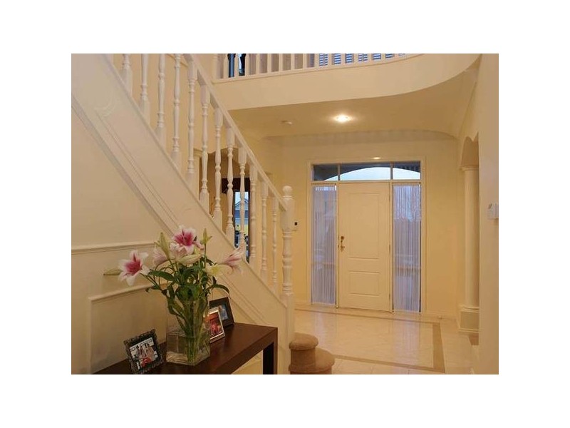 4 Mandurah Chase, Berwick VIC 3806