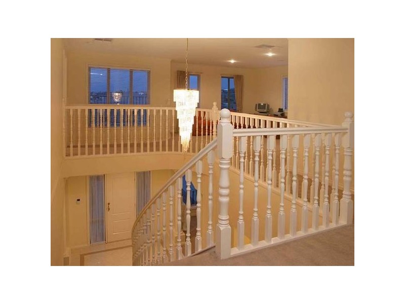 4 Mandurah Chase, Berwick VIC 3806