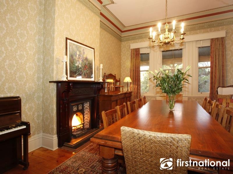 93 High Street, Berwick VIC 3806