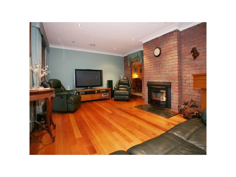 392 Pound Road, Narre Warren South VIC 3805