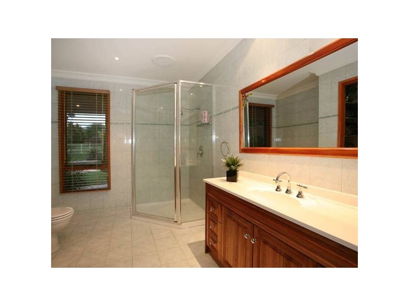 392 Pound Road, Narre Warren South VIC 3805