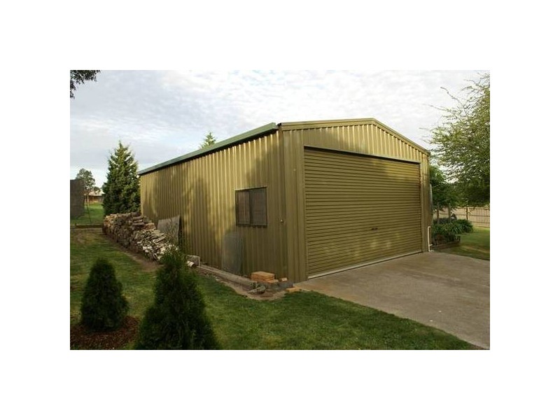 392 Pound Road, Narre Warren South VIC 3805