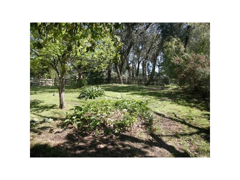 275 O’Neil Road, Beaconsfield VIC 3807