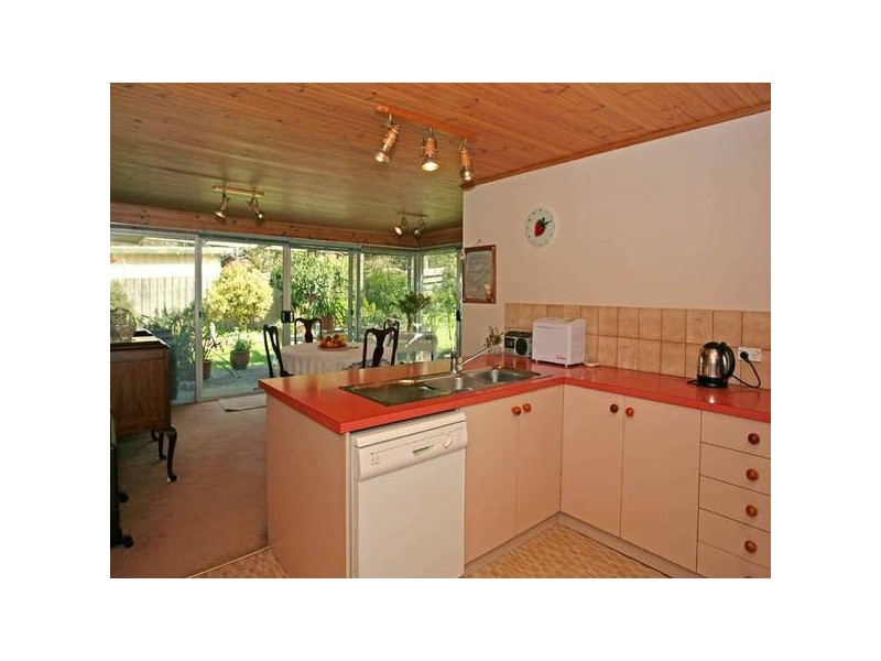 8 Corringham Road, Beaconsfield Upper VIC 3808