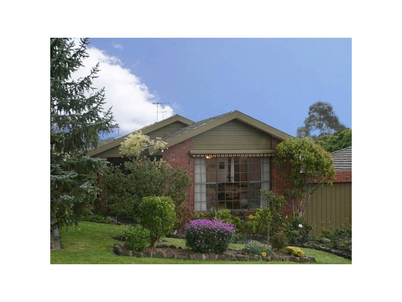 2/34 Wilson Street, Berwick VIC 3806