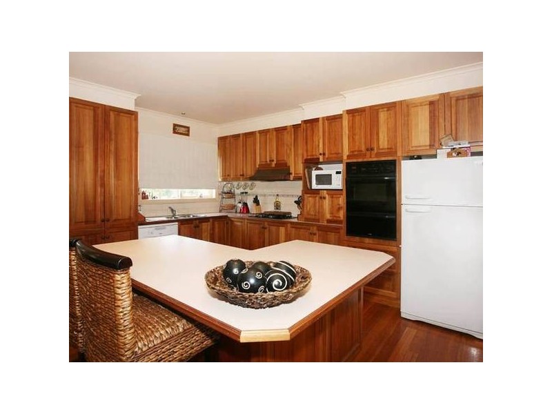 47 Lodge Crescent, Berwick VIC 3806