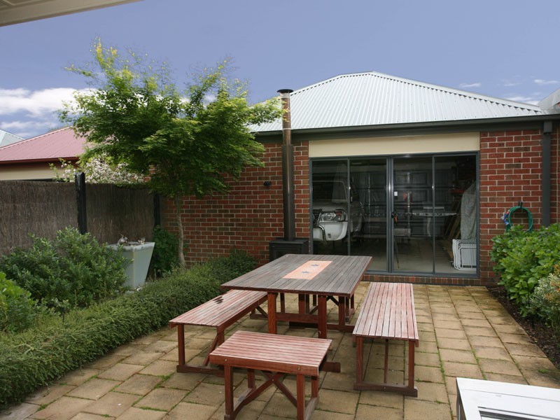 32/18-26 Marlesford Crescent, Berwick VIC 3806