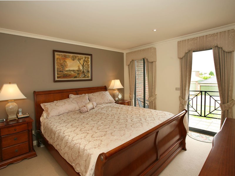 32/18-26 Marlesford Crescent, Berwick VIC 3806