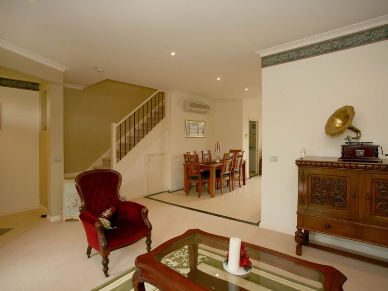 32/18-26 Marlesford Crescent, Berwick VIC 3806