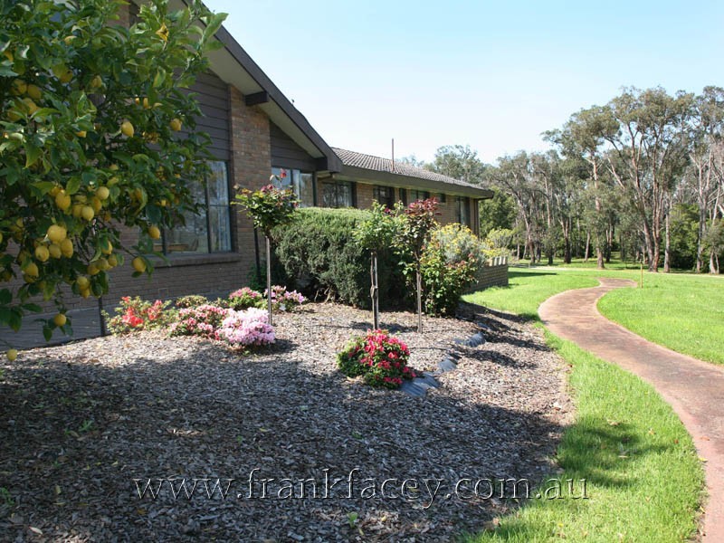 40 Larmour Road, Officer VIC 3809