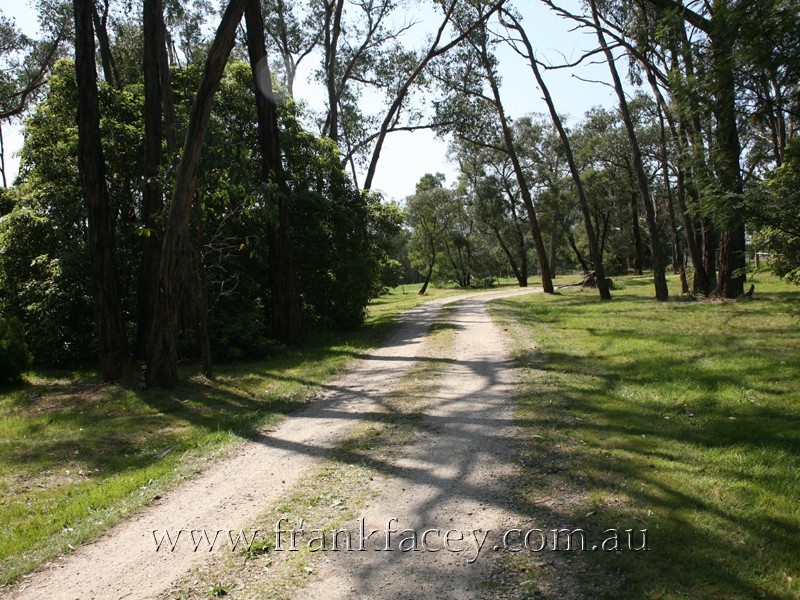 40 Larmour Road, Officer VIC 3809