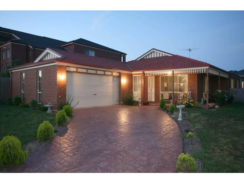 50 Fairholme Boulevard, Berwick VIC 3806