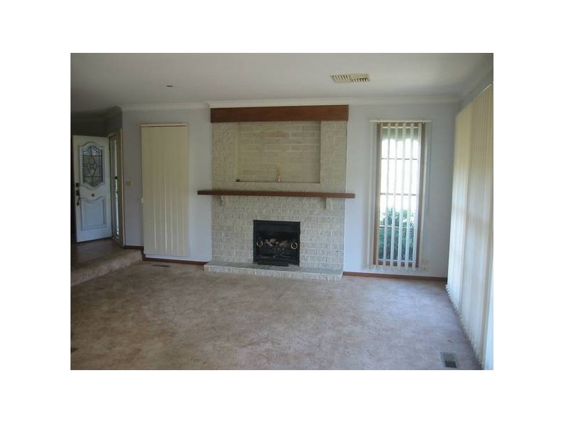 38 County Drive, Berwick VIC 3806