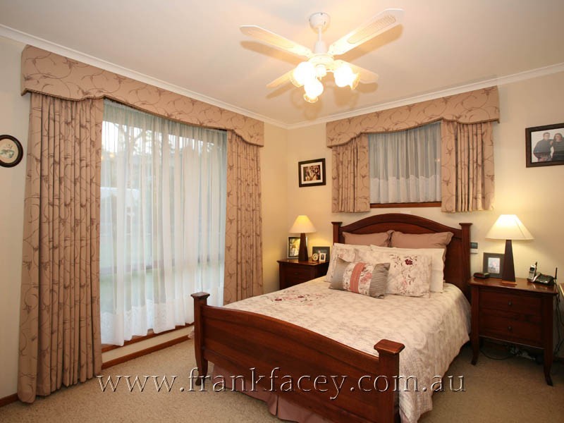 5 Outlook Drive, Berwick VIC 3806