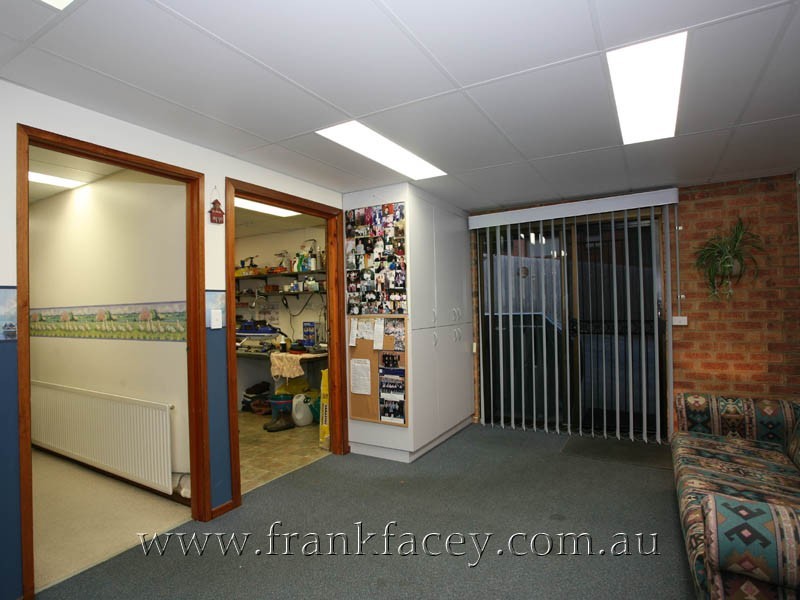 5 Outlook Drive, Berwick VIC 3806