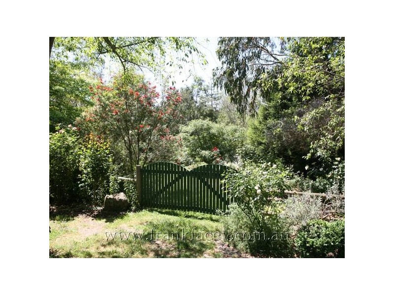 107 Buchanan Road, Berwick VIC 3806