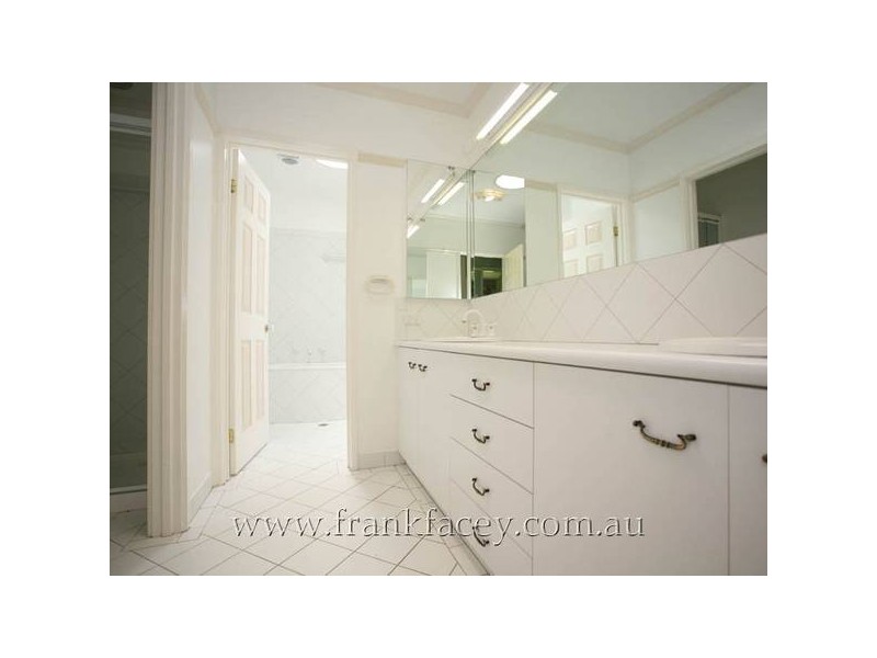 107 Buchanan Road, Berwick VIC 3806