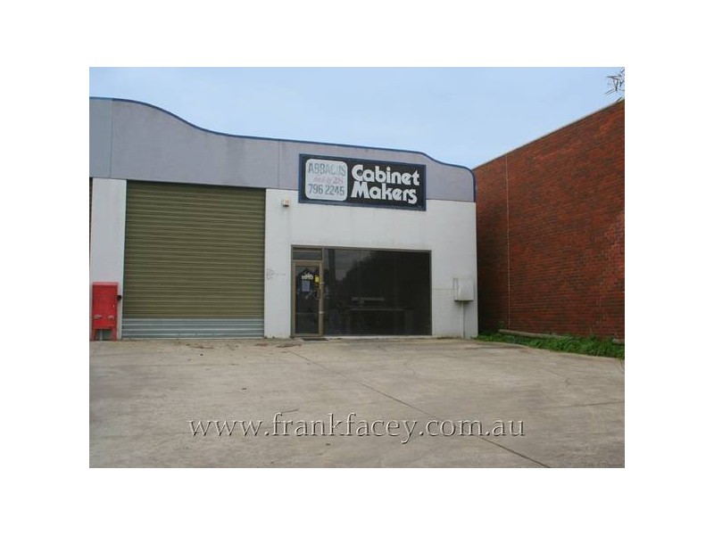 28 Enterprise Avenue, Berwick VIC 3806