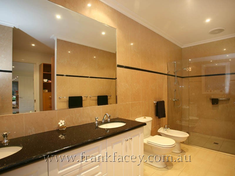 175 Greaves Road, Narre Warren South VIC 3805