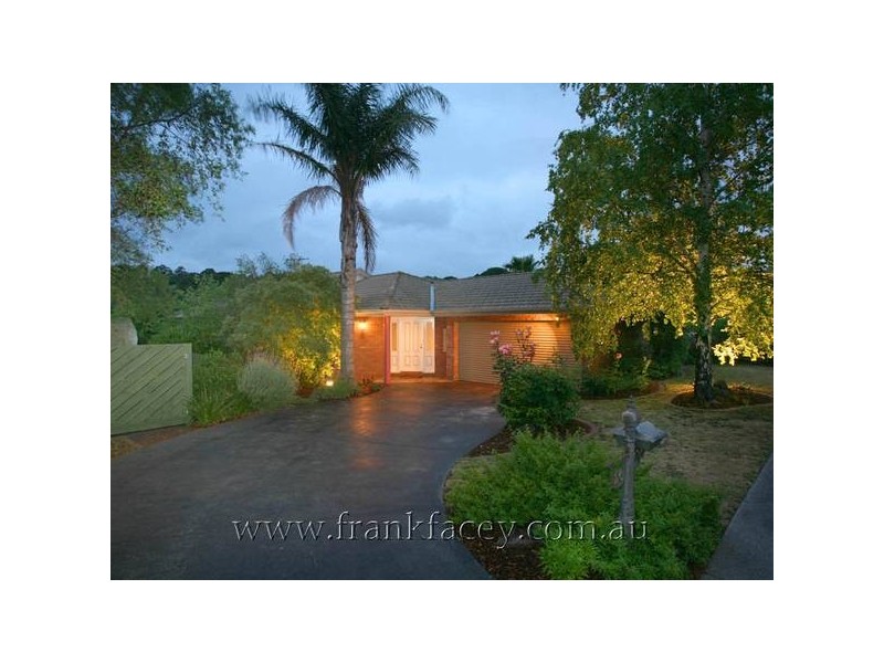 26 Royston Avenue, Berwick VIC 3806