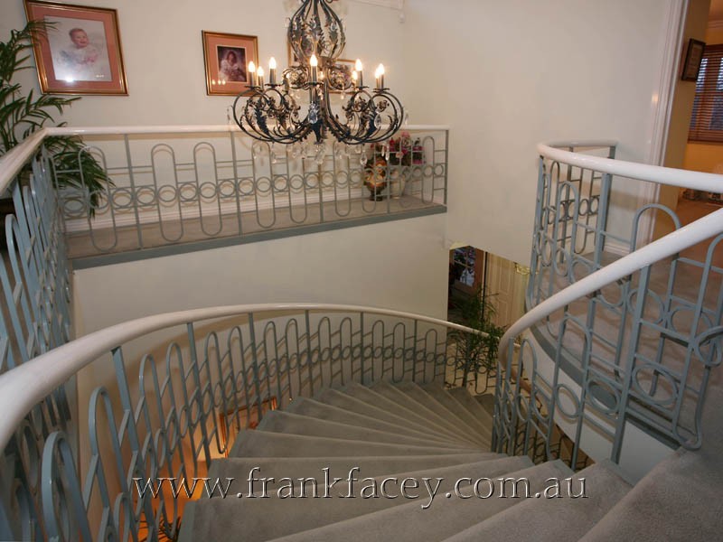 8 Angela Court, Narre Warren North VIC 3804