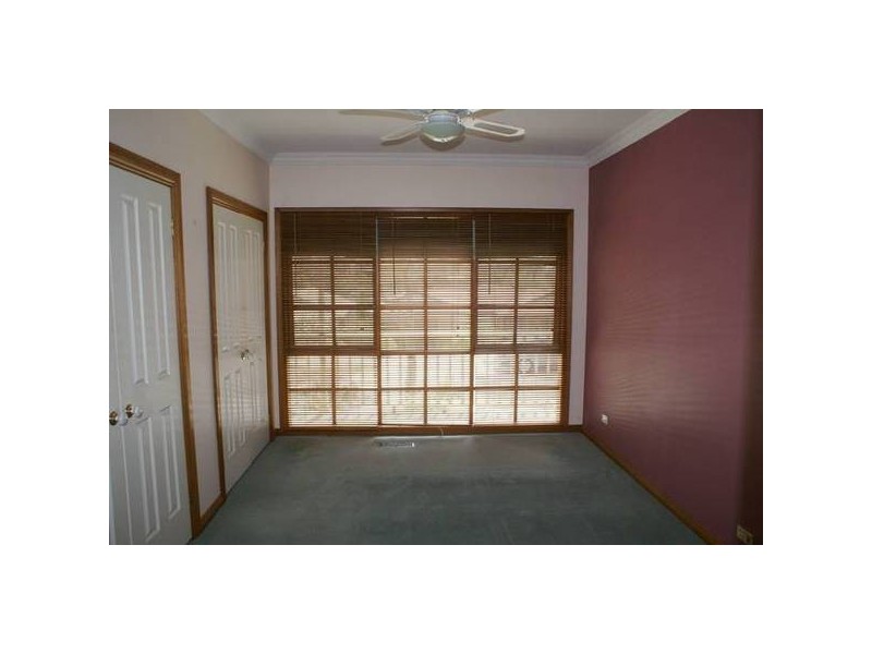 16 Illowra Court, Berwick VIC 3806