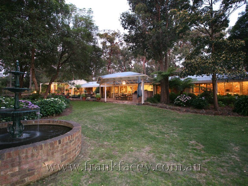 268 Harkaway Road, Harkaway VIC 3806