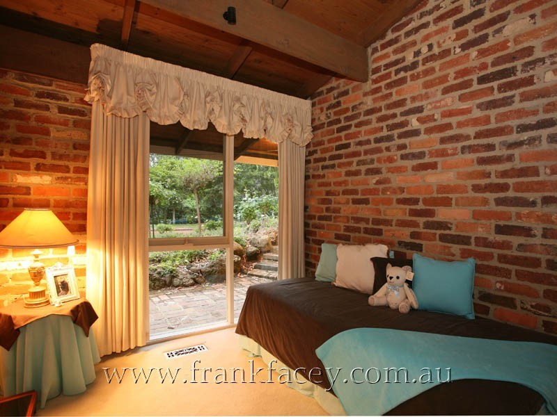 268 Harkaway Road, Harkaway VIC 3806