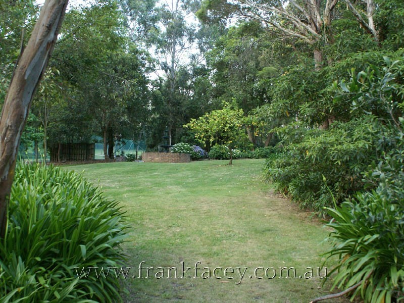 268 Harkaway Road, Harkaway VIC 3806